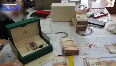 Sequestrati Rolex e soldi al capo di un'azienda: incassava milioni 